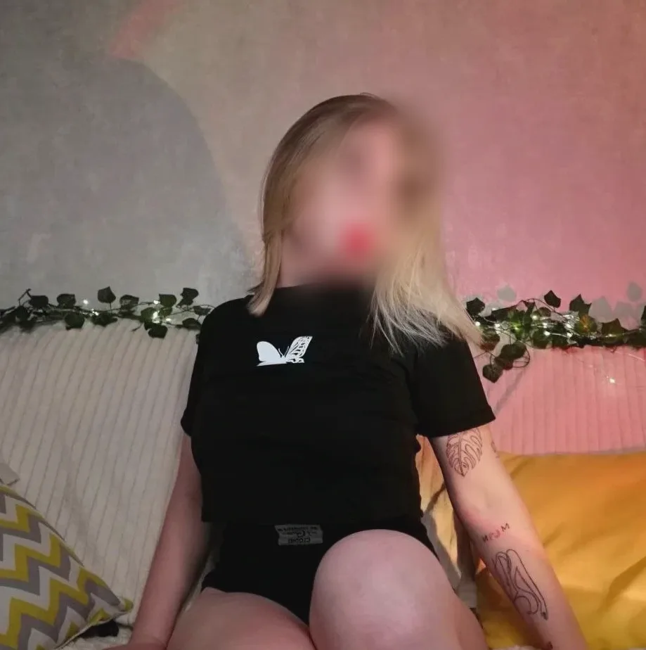 Mira, 22